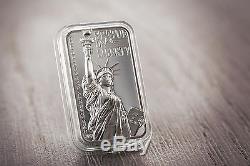 10$ 2017 Cook Islands The Liberty Bar Collection Statue of Liberty
