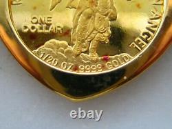 14 Kt Yellow Gold & 2005 Cook Islands Queen Elizabeth II & Raphael Coin Pendant