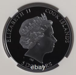 2022 $5 Cook Island Memoriam Queen Elizabeth II Silver Black Proof with Stamps 3