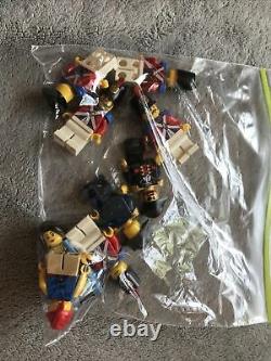 3 Lego Sets! Lego Pirates Imperial Flagship, Loot Island, and Soldiers Fort