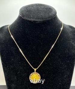 Elizabeth II 1990 Cook Islands 25 Dollar Gold Coin on a 14K Gold 20 Box Chain