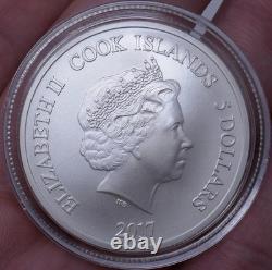 Upper Deck Grandeur 2017 Cook Islands Dylan Larkin 1 Troy Oz. 999 Silver Coin